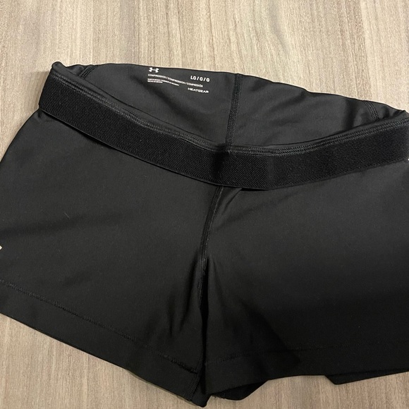 Under Armour compression heatgear - Picture 3 of 3